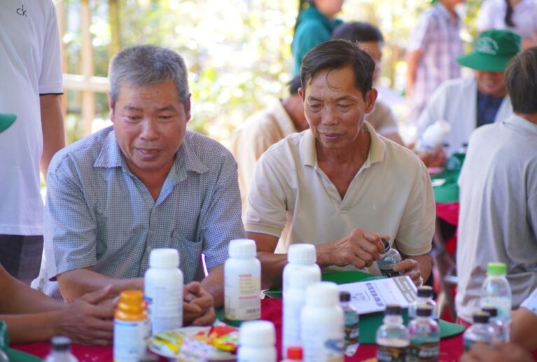 Việt Nhật Cần Thơ cung cấp các chế phẩm vi sinh và dinh dưỡng hữu cơ tiên tiến. Sứ mệnh của chúng tôi là thay đổi phương thức canh tác truyền thống bằng việc đưa ra một giải pháp an toàn, thân thiện để đạt được năng suất bền vững.