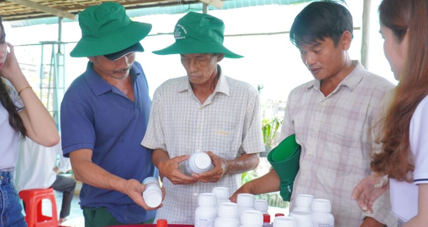 Organic farms avoid toxic inputs, improve soil health, grow clean, sustainable food that supports nature.