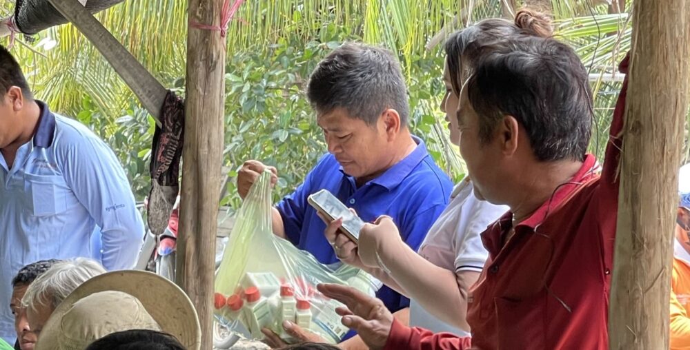 Organic farms avoid toxic inputs, improve soil health, grow clean, sustainable food that supports nature.