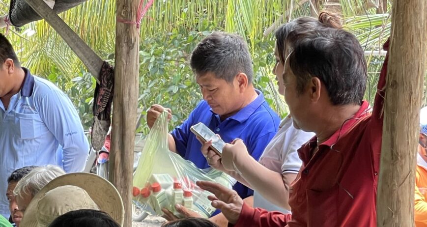 Organic farms avoid toxic inputs, improve soil health, grow clean, sustainable food that supports nature.