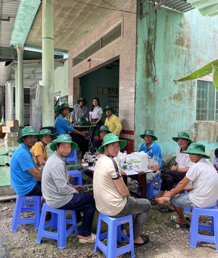 Organic farms avoid toxic inputs, improve soil health, grow clean, sustainable food that supports nature.